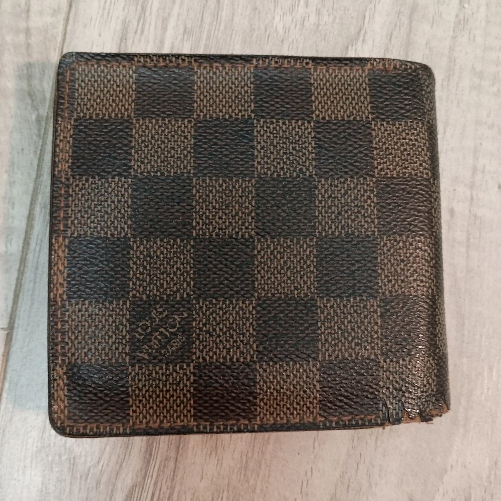 Authentic LOUIS VUITTON Damier Porte Monnaie  Wallet Brown